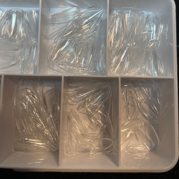 Kiara Sky Gelly Tips - Full Cover Short Almond Tips - Picture 5 of 7